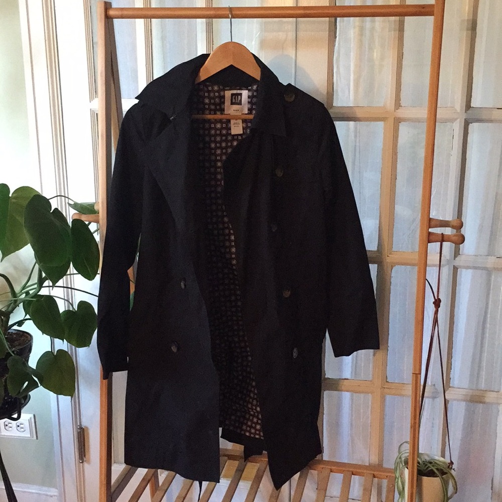 Gap Trenchcoat